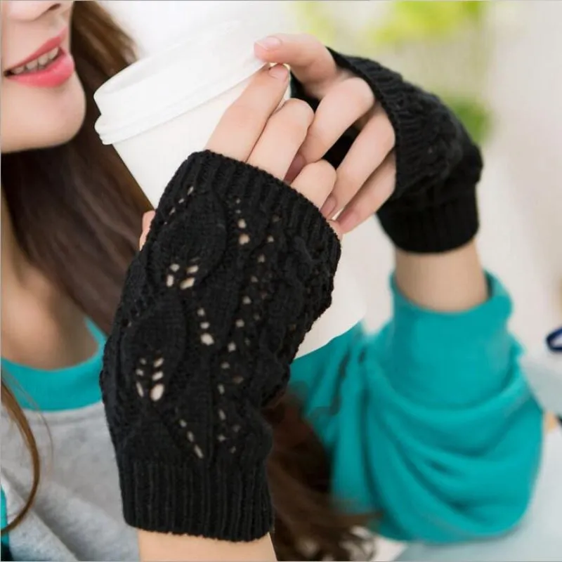 Pretty Stylish Knitted Hand Warmer Fingerless Winter Gloves