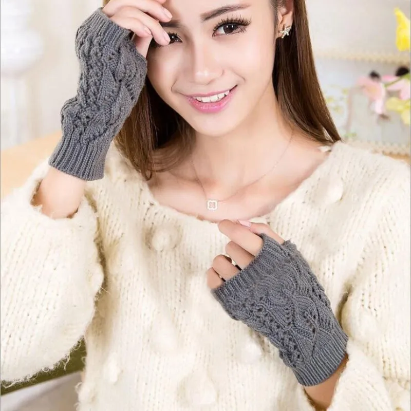 Pretty Stylish Knitted Hand Warmer Fingerless Winter Gloves