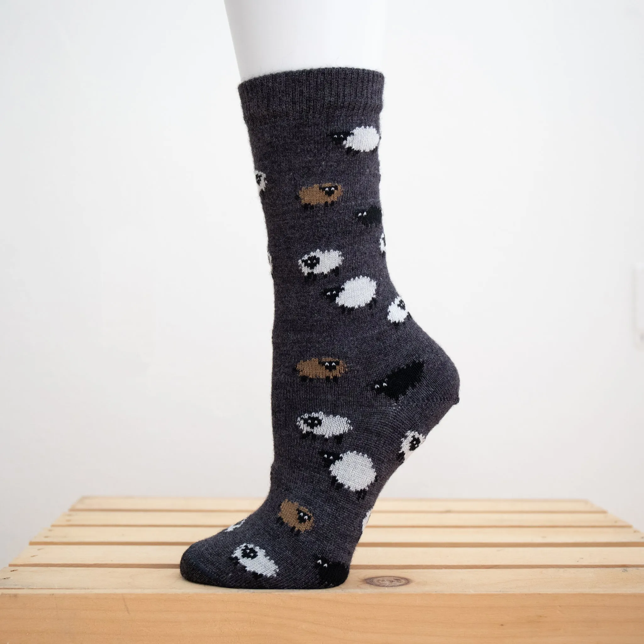 Red Maple Sheep Pattern Alpaca Socks